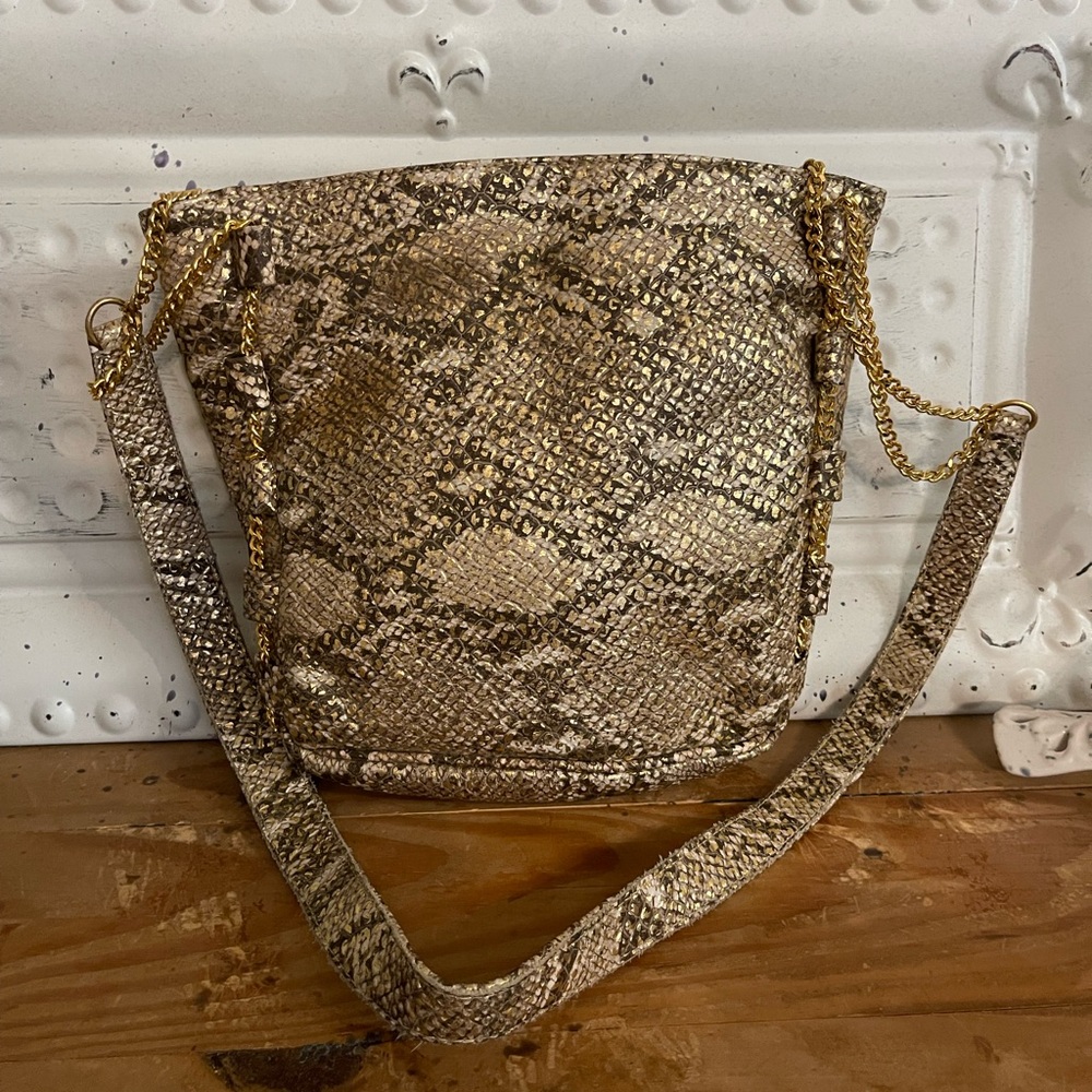 Isabel USA Vintage 90s Gold Metallic Snake Skin Print Crossbody/Shoulder Bag